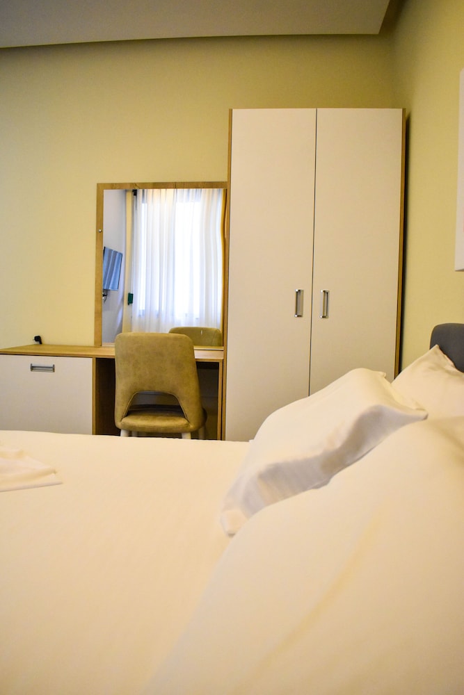 

Roma - Golem - Hotel Delmar