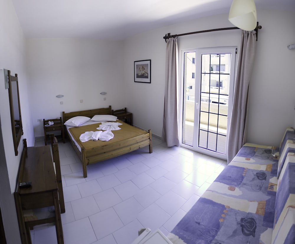 

Roma - Gerani Chanion - Albatross Hotel