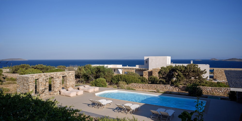 

Milano - Agios Georgios, Antiparos - Antiparos Luxury Villas