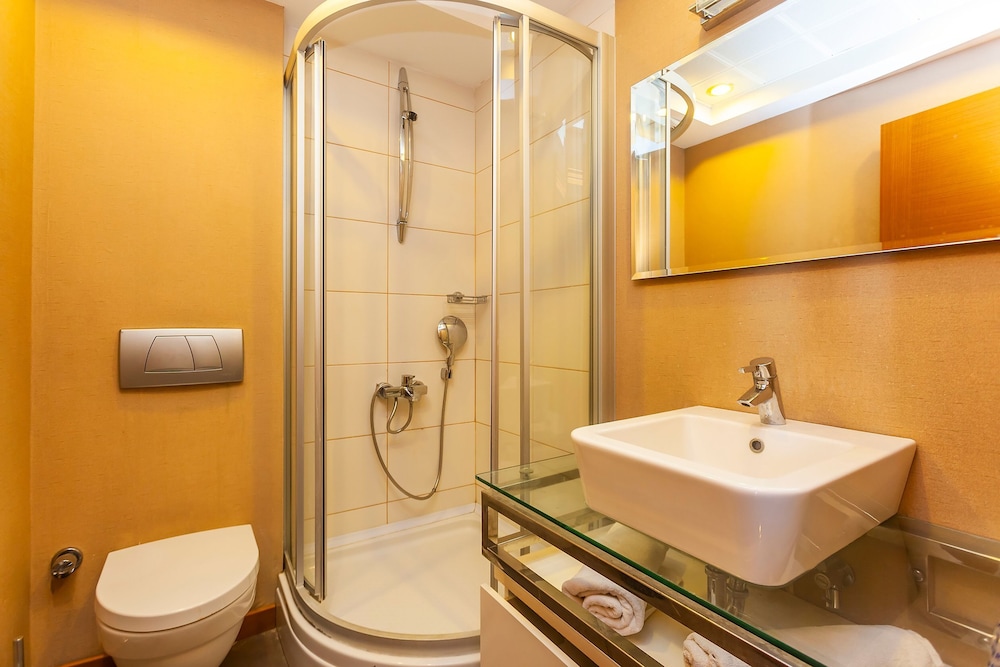 

Roma - Menderes - Karya Family Resort Hotel All Inclusive