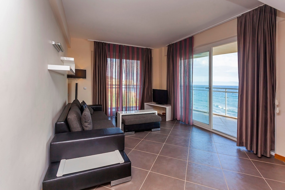 

Milano - Menderes - Karya Family Resort Hotel All Inclusive