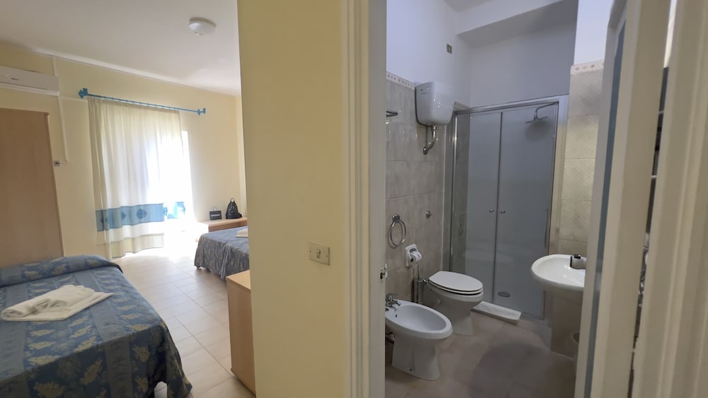 

Bologna - Alghero - Hotel Riviera