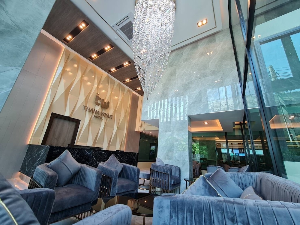 

Bari - Bangkok - Thana Wisut Hotel
