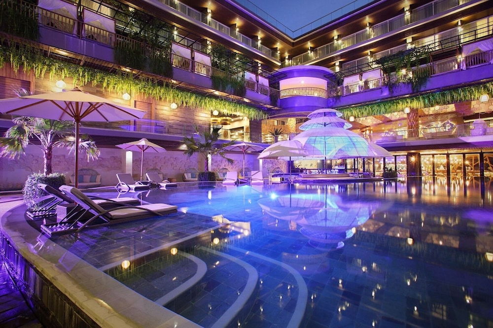 

Roma - Nusa Dua - Bali - The Crystal Luxury Bay Resort Nusa Dua