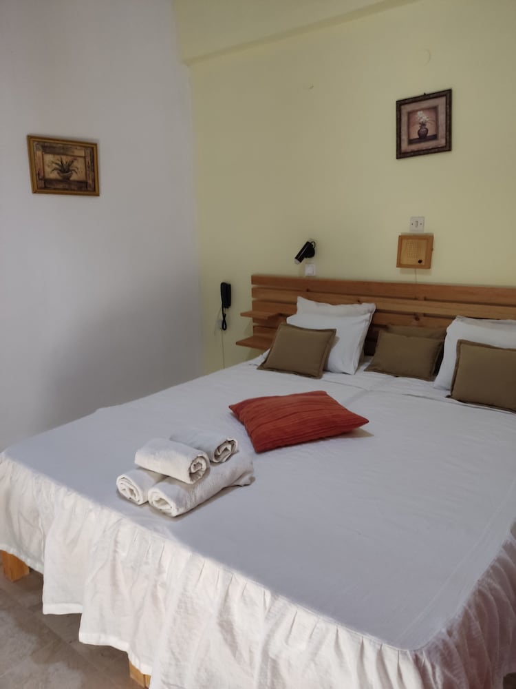 

Catania - Matala - Kissandros Hotel