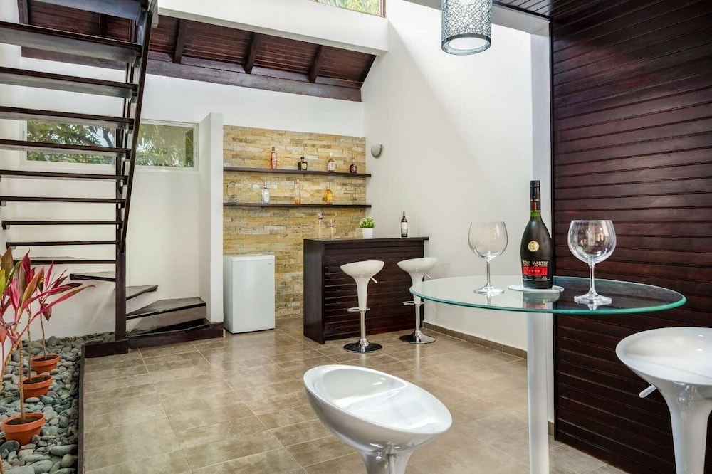 

Roma - Sosua - Deluxe by Ahnvee Adults only