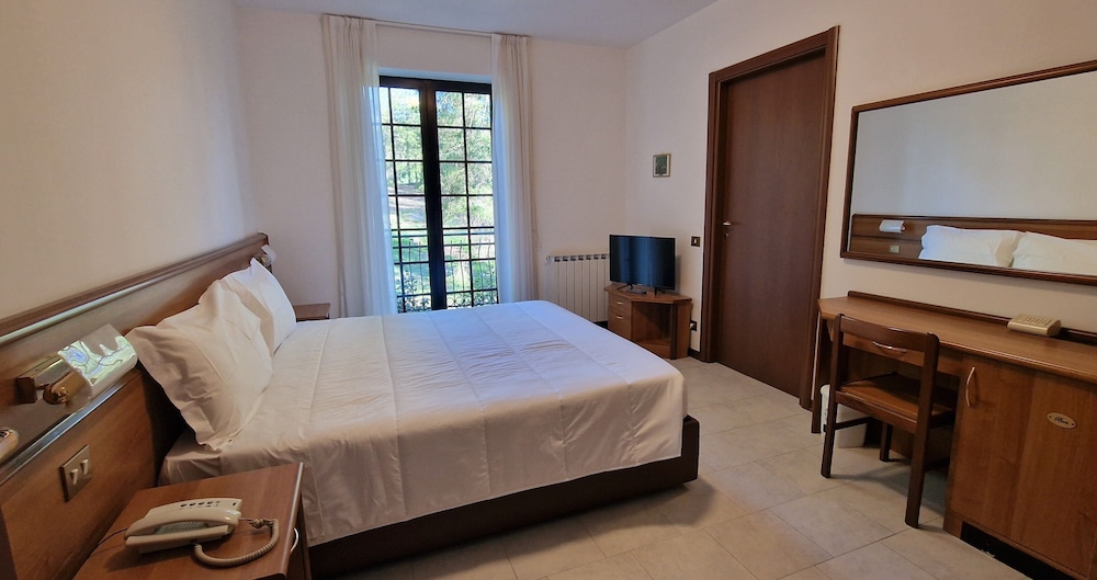 

Roma - Cannero Riviera - Hotel Montegrino Lakeview