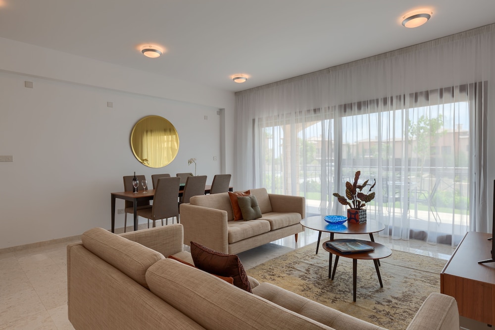 

Bologna - Kouklia - Aphrodite Hills Rentals - Premium Serviced Apartments