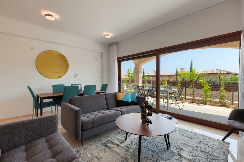 

Milano - Kouklia - Aphrodite Hills Rentals - Premium Serviced Apartments
