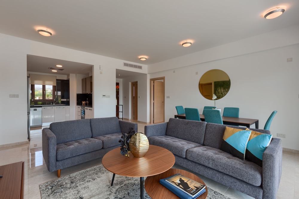 

Bari - Kouklia - Aphrodite Hills Rentals - Premium Serviced Apartments