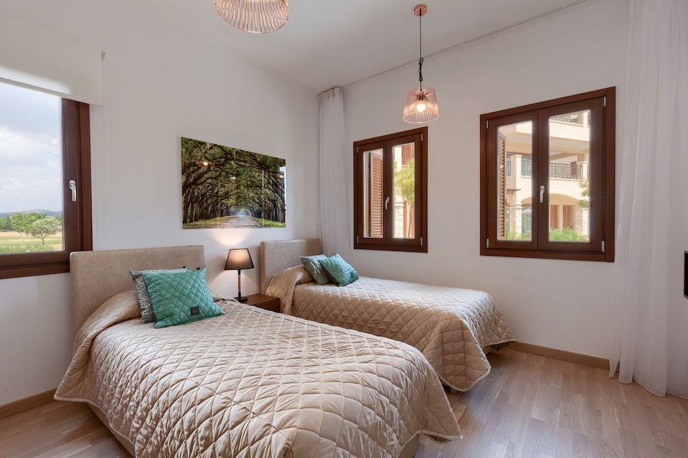 

Catania - Kouklia - Aphrodite Hills Rentals - Premium Serviced Apartments
