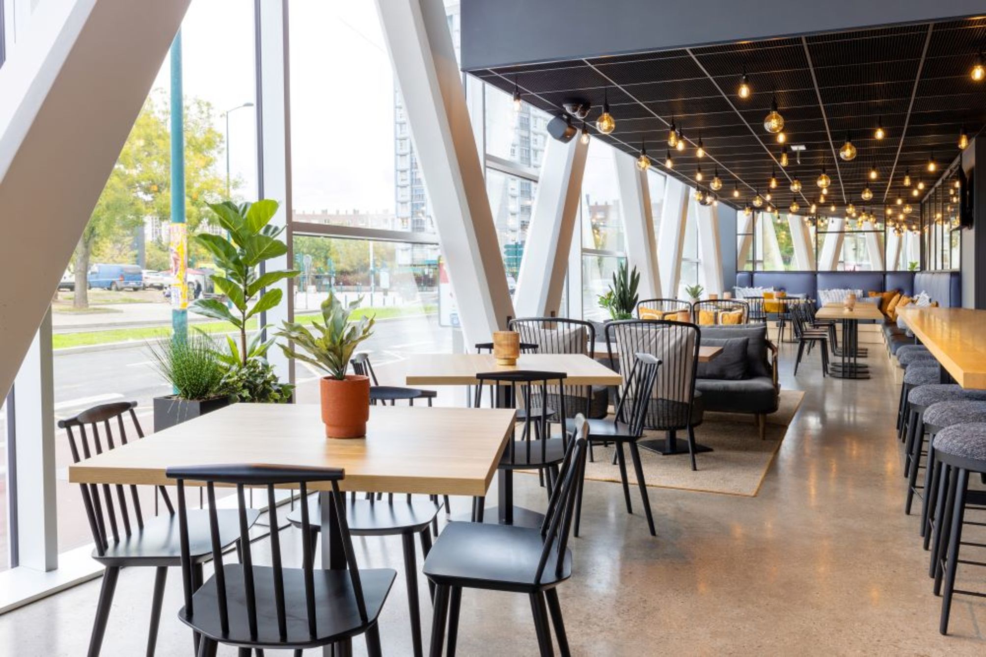 

Milano - Eaubonne - Best Western M-Treize Paris Asnieres