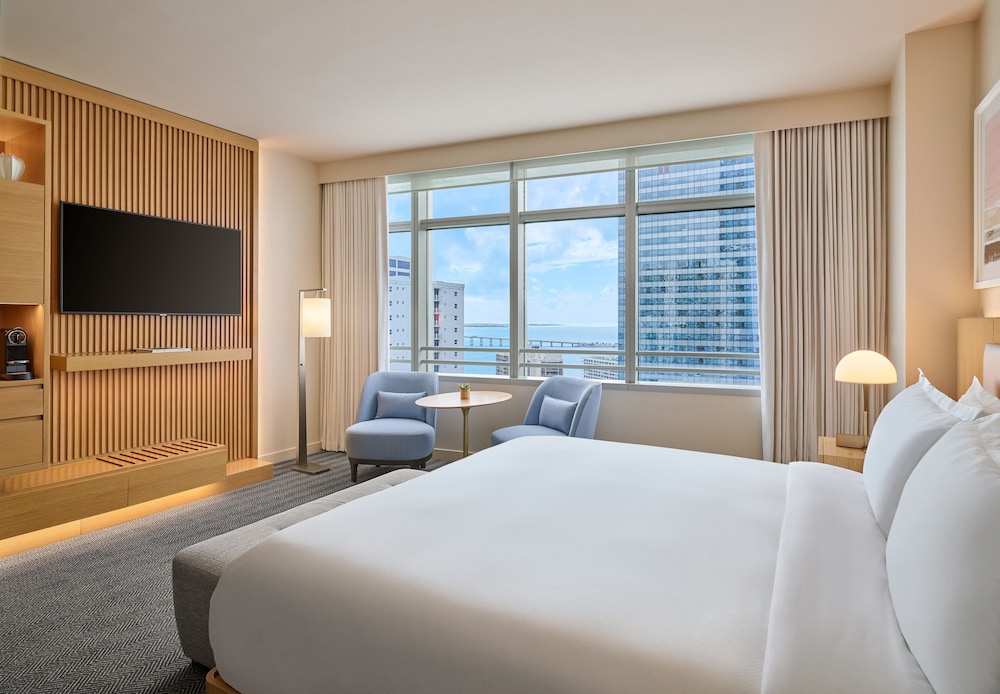 

Napoli - Key Biscayne - Hotel AKA Brickell