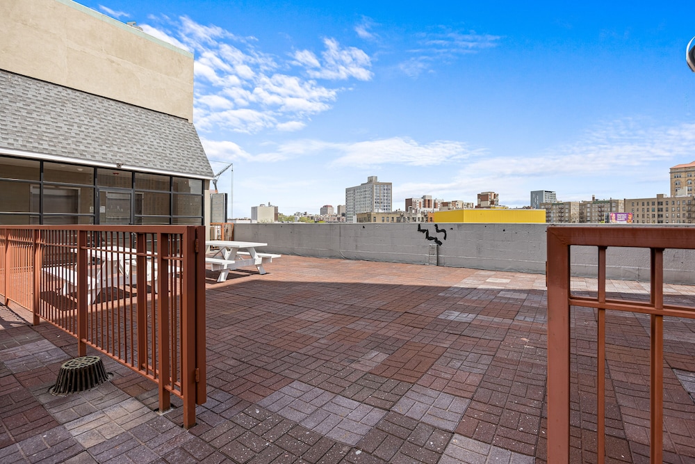 

Milano - Bronx - Highbridge Hotel