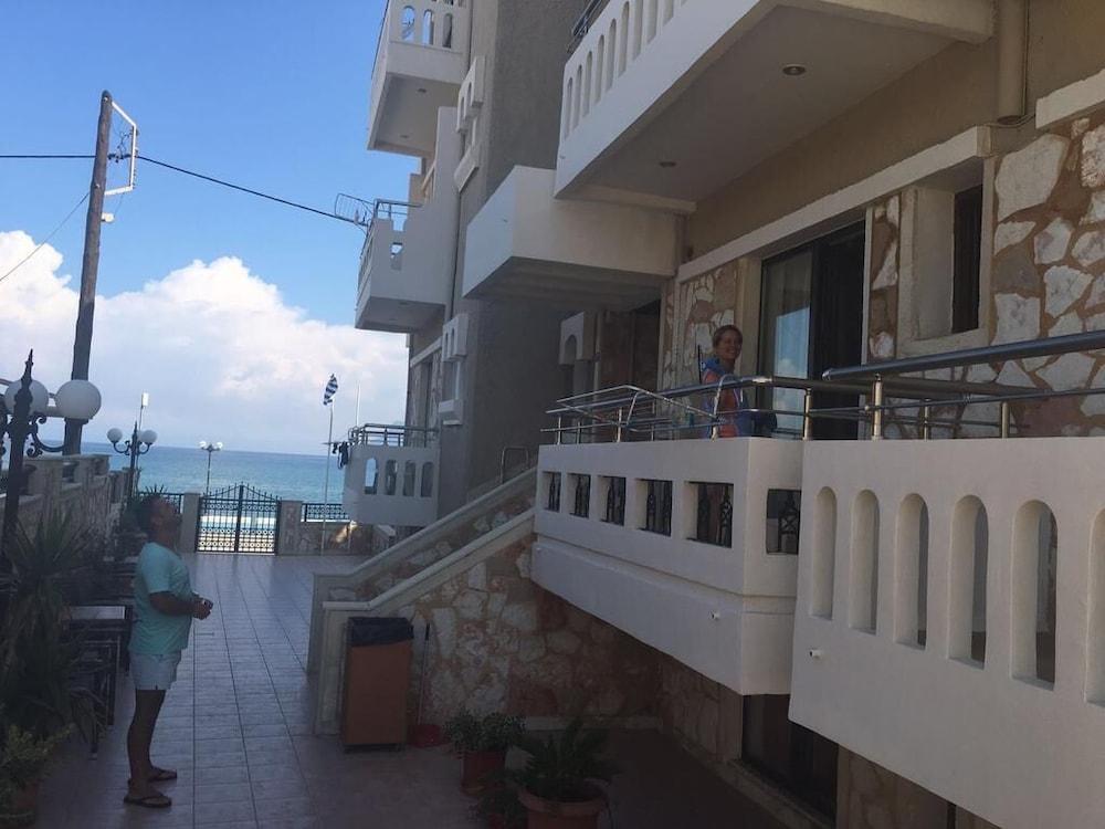 

Bologna - Kissamos - Mandy Suites