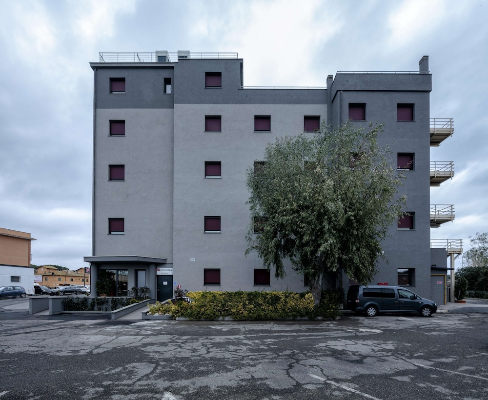 

Milano - Fregene - Best Western Hotel Corsi