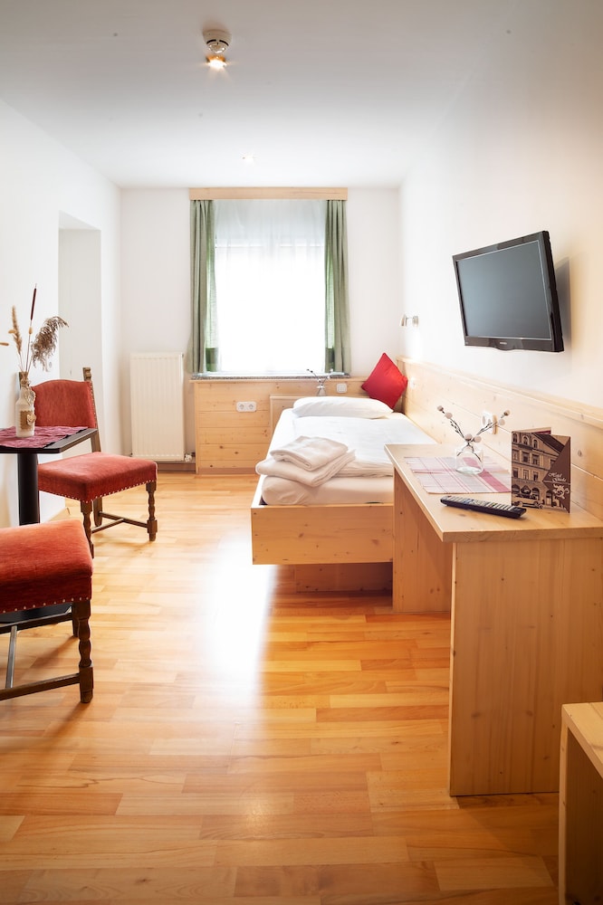 

Cagliari - Kufstein - Hotel Gisela