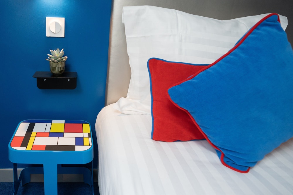 

Roma - Clichy - Hotel du Mont Dore