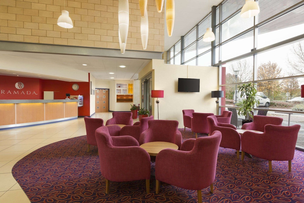 

Roma - Harrow - Ramada By Wyndham London North M1