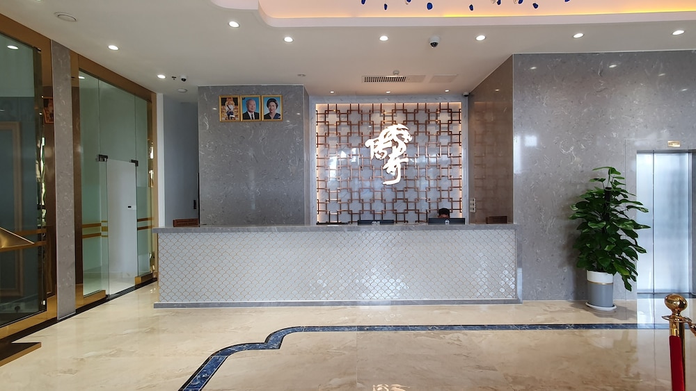 

Milano - Sihanoukville - Legend Hotel and Resort
