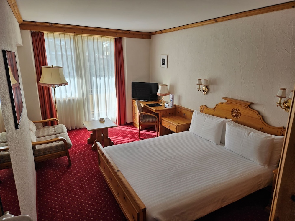 

Roma - Bevers - Hotel Schweizerhof Pontresina