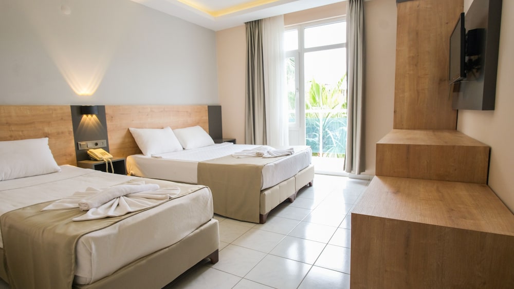 

Milano - Mahmutlar - Alanya Risus Park Hotel