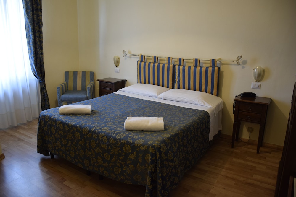 

Milano - San Rocco a Pilli - Hotel Arcobaleno Siena