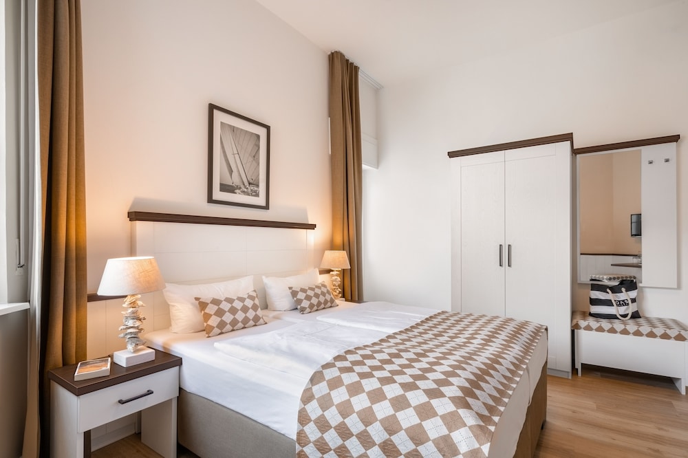 

Milano - Niendorf - Hotel Strandschlösschen