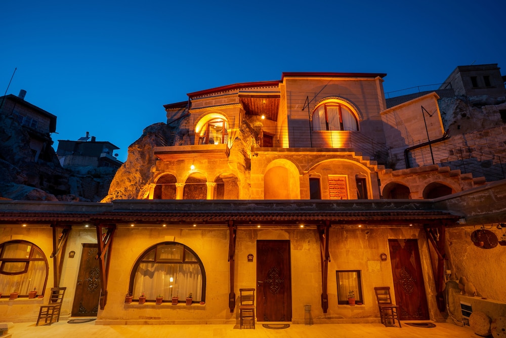 

Venezia - Nevsehir - Cappadocia inans Cave & Swimming Pool Hot