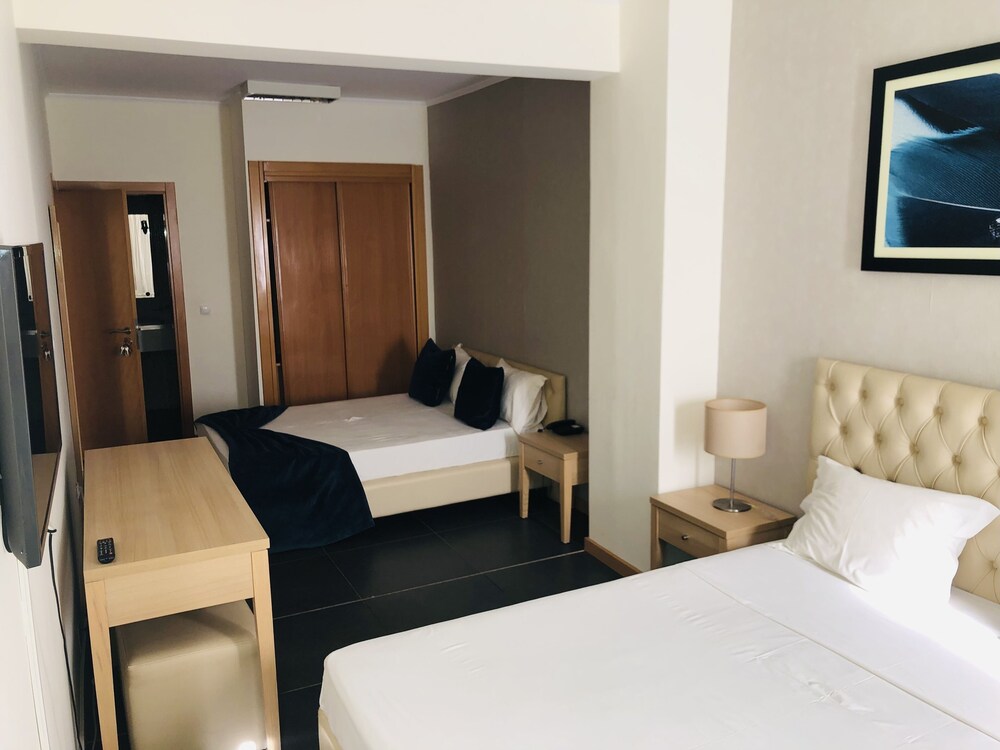 

Milano - Praia, Isola di Santiago - Vivi Hotel