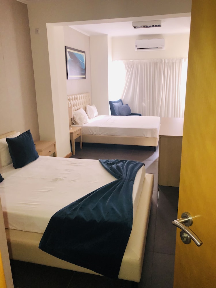 

Roma - Praia, Isola di Santiago - Vivi Hotel