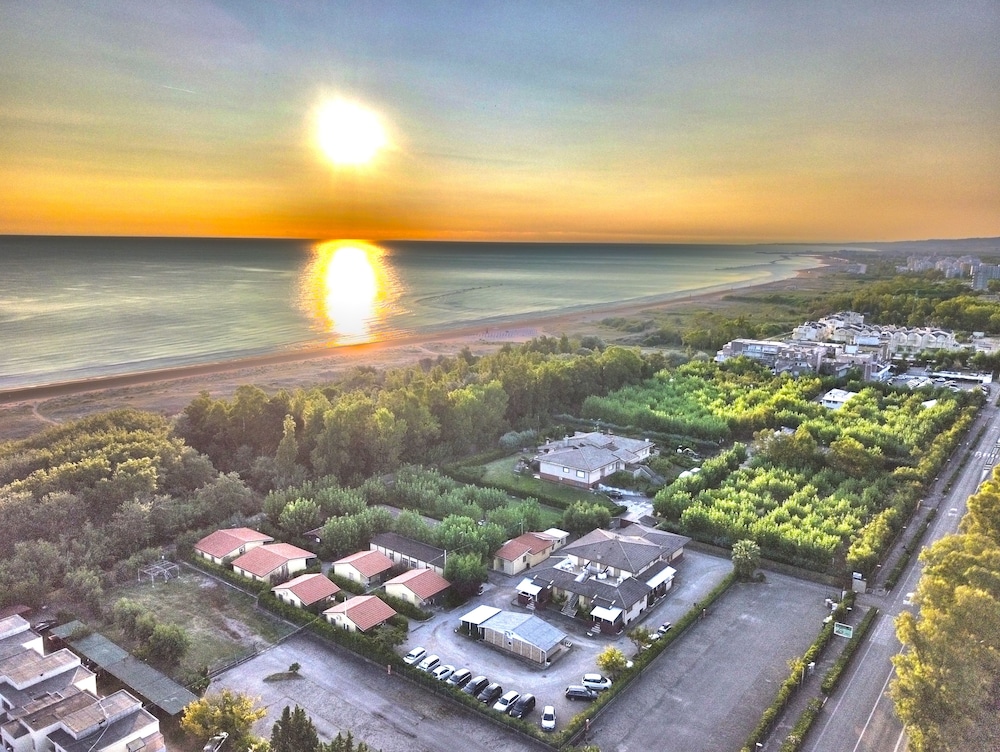 

Roma - Vasto - Camping & Residence Il Pioppeto