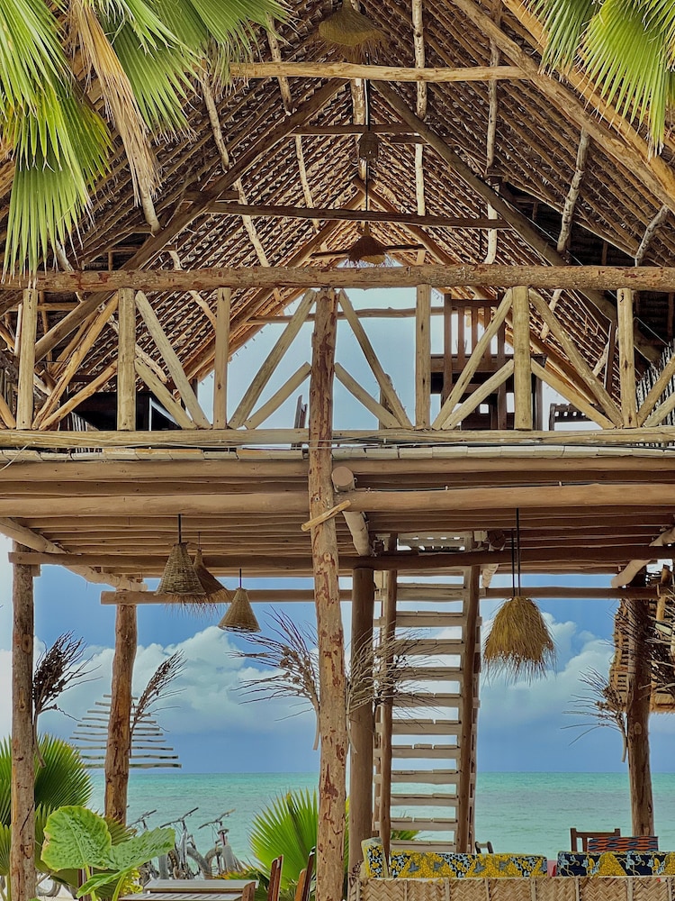 

Milano - Kidenga - Jambiani White Sands Bungalows