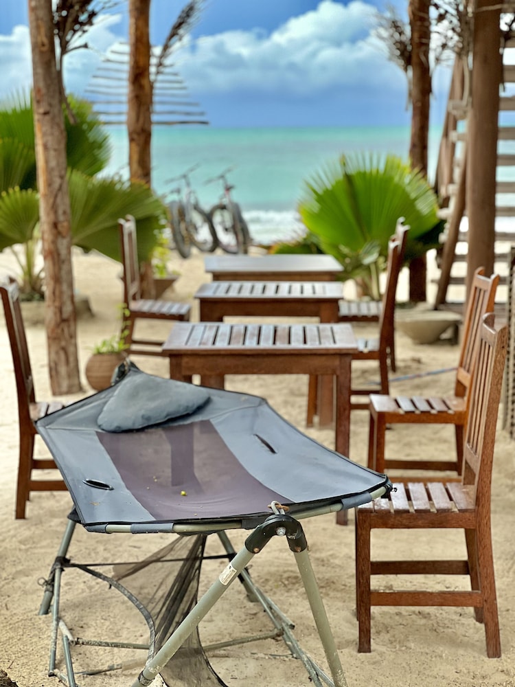 

Milano - Kidenga - Jambiani White Sands Bungalows