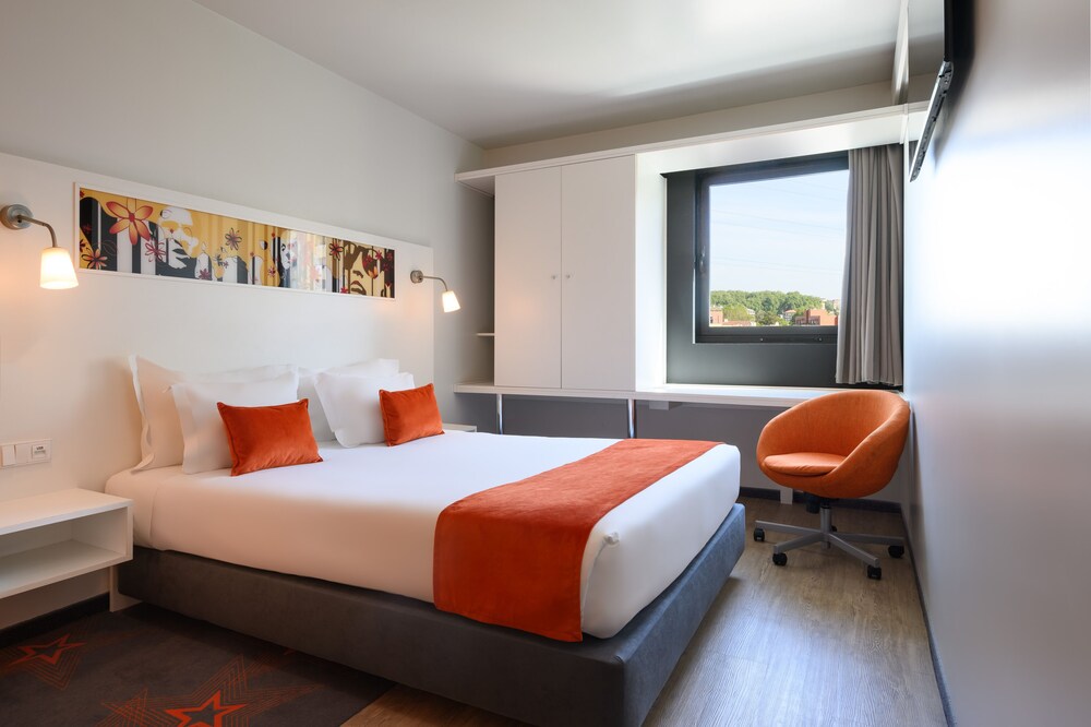 

Milano - Leça da Palmeira - Star Inn Porto