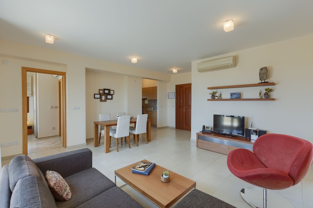 

Catania - Kouklia - Aphrodite Hills Rentals - Apartments