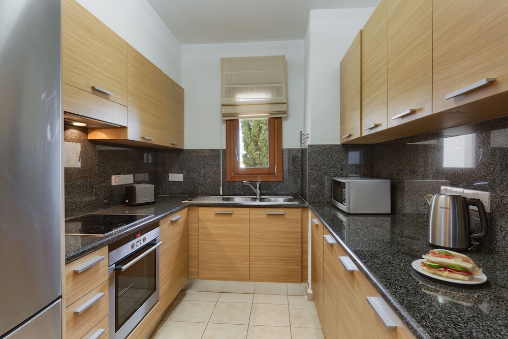 

Bari - Kouklia - Aphrodite Hills Rentals - Apartments