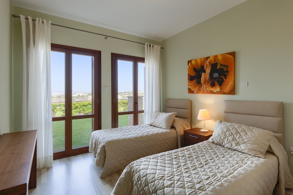 

Verona - Kouklia - Aphrodite Hills Rentals - Apartments