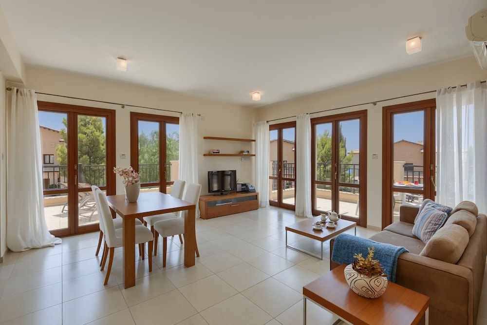 

Verona - Kouklia - Aphrodite Hills Rentals - Apartments