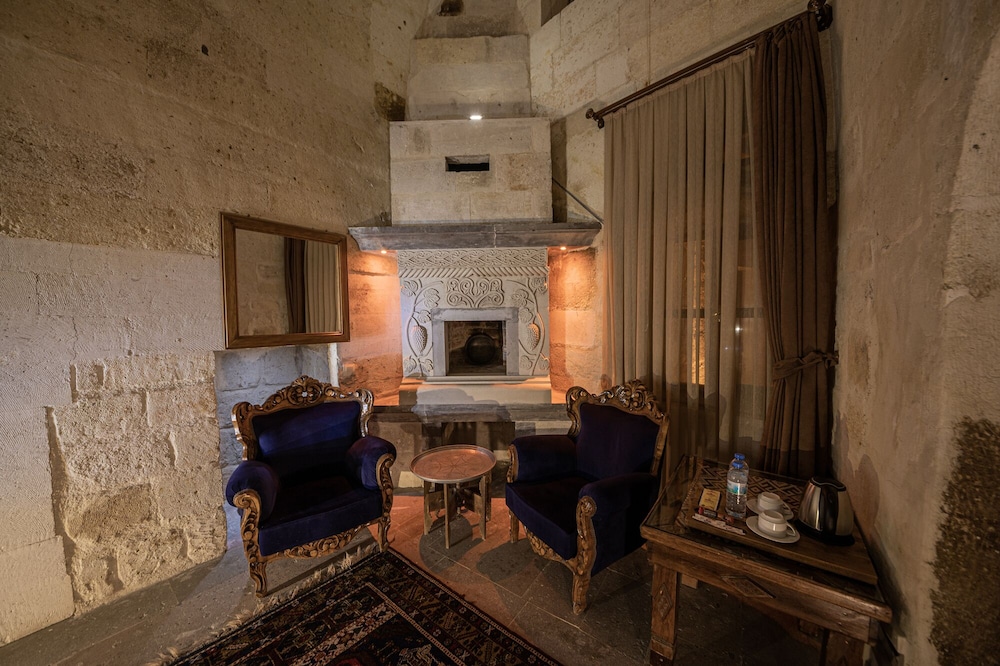 

Napoli - Ayvalı - Konak Bezirhane Cave Otel