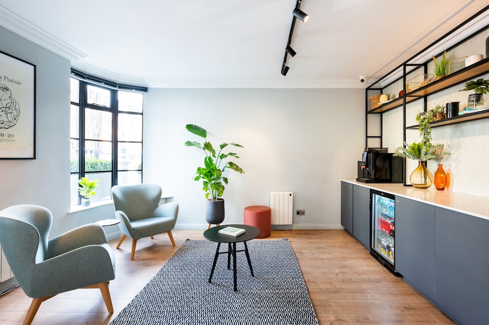

Milano - Clondalkin - Staycity Aparthotels, Dublin, Christchurch