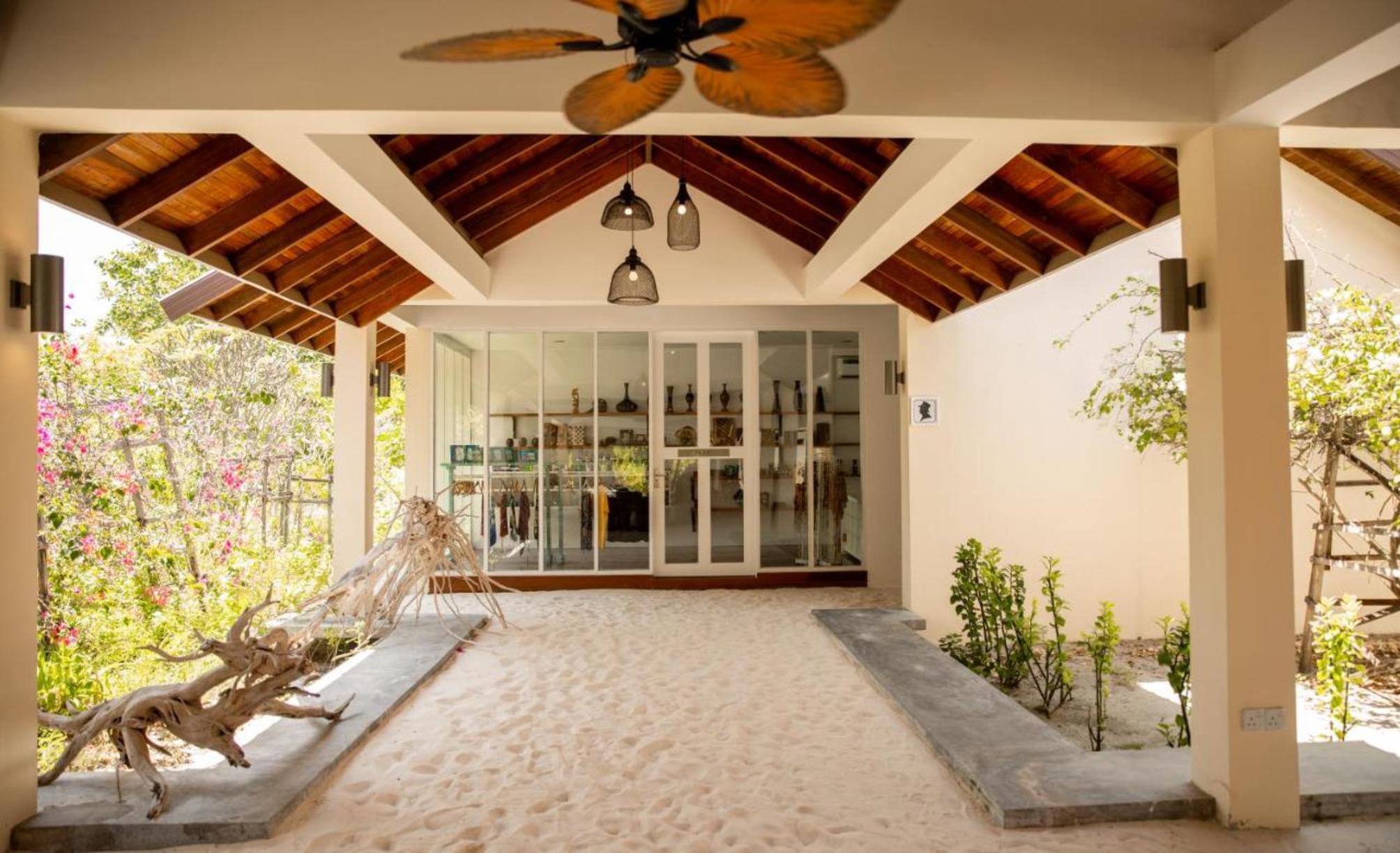 

Palermo - Atollo di Shaviyani - Hondaafushi Island Resort