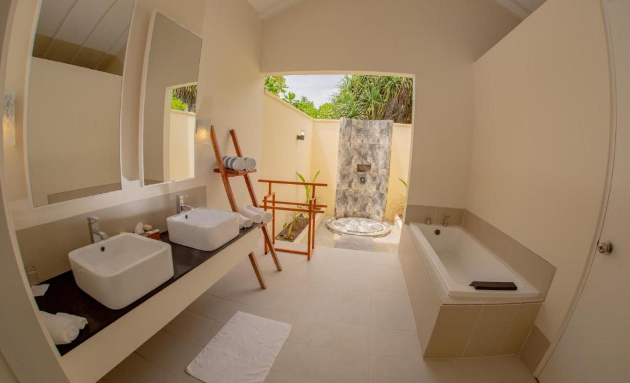 

Torino - Atollo di Shaviyani - Hondaafushi Island Resort