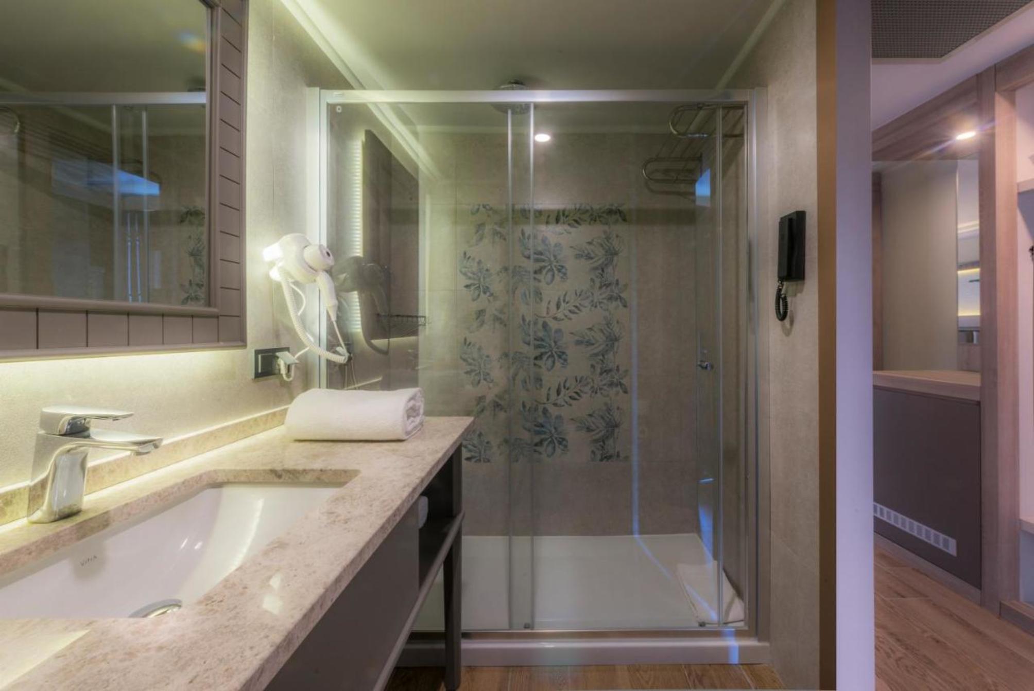 

Bologna - Torba - Samara Hotel Bodrum