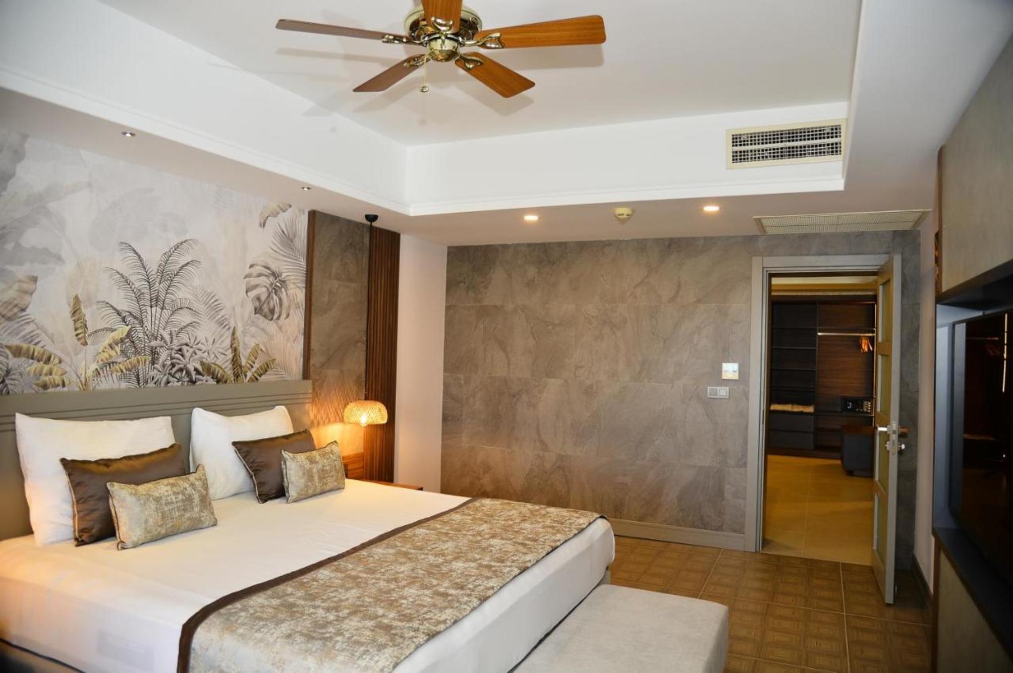 

Roma - Torba - Samara Hotel Bodrum Ultra All Inclusive