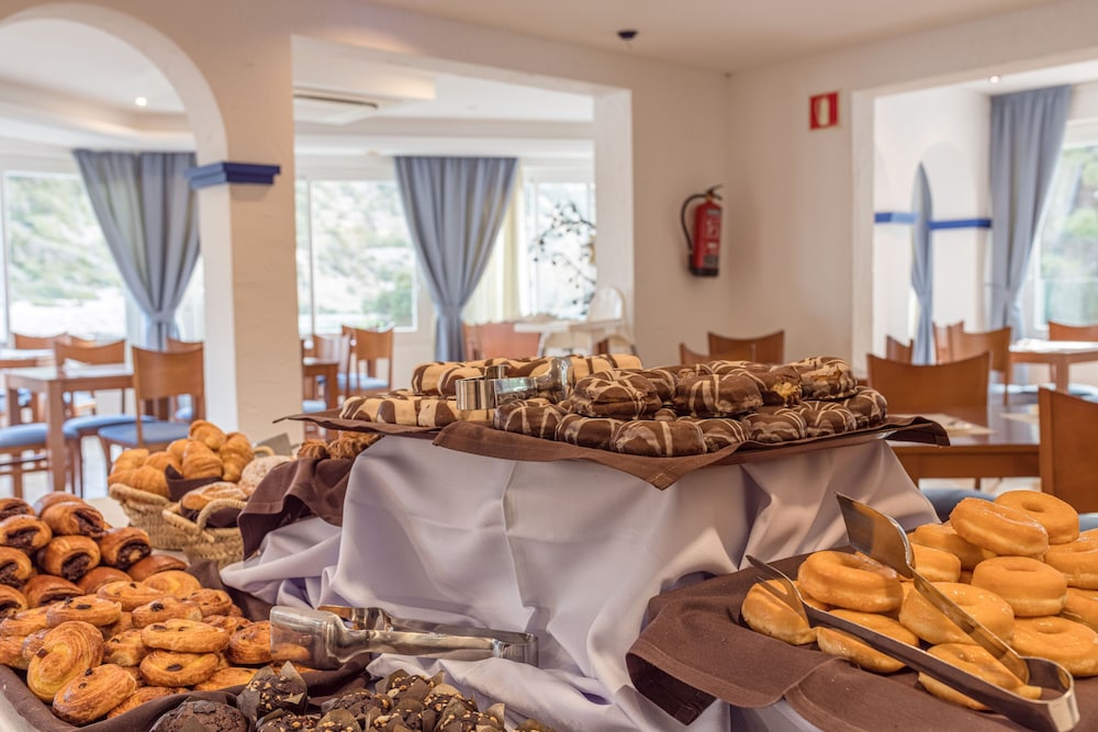 

Cagliari - Talamanca - Hotel El Pinar