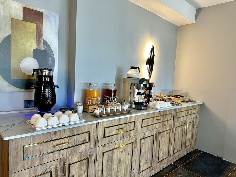 

Roma - Istanbul, New Airport - Skymoon Istanbul Airport Hotel