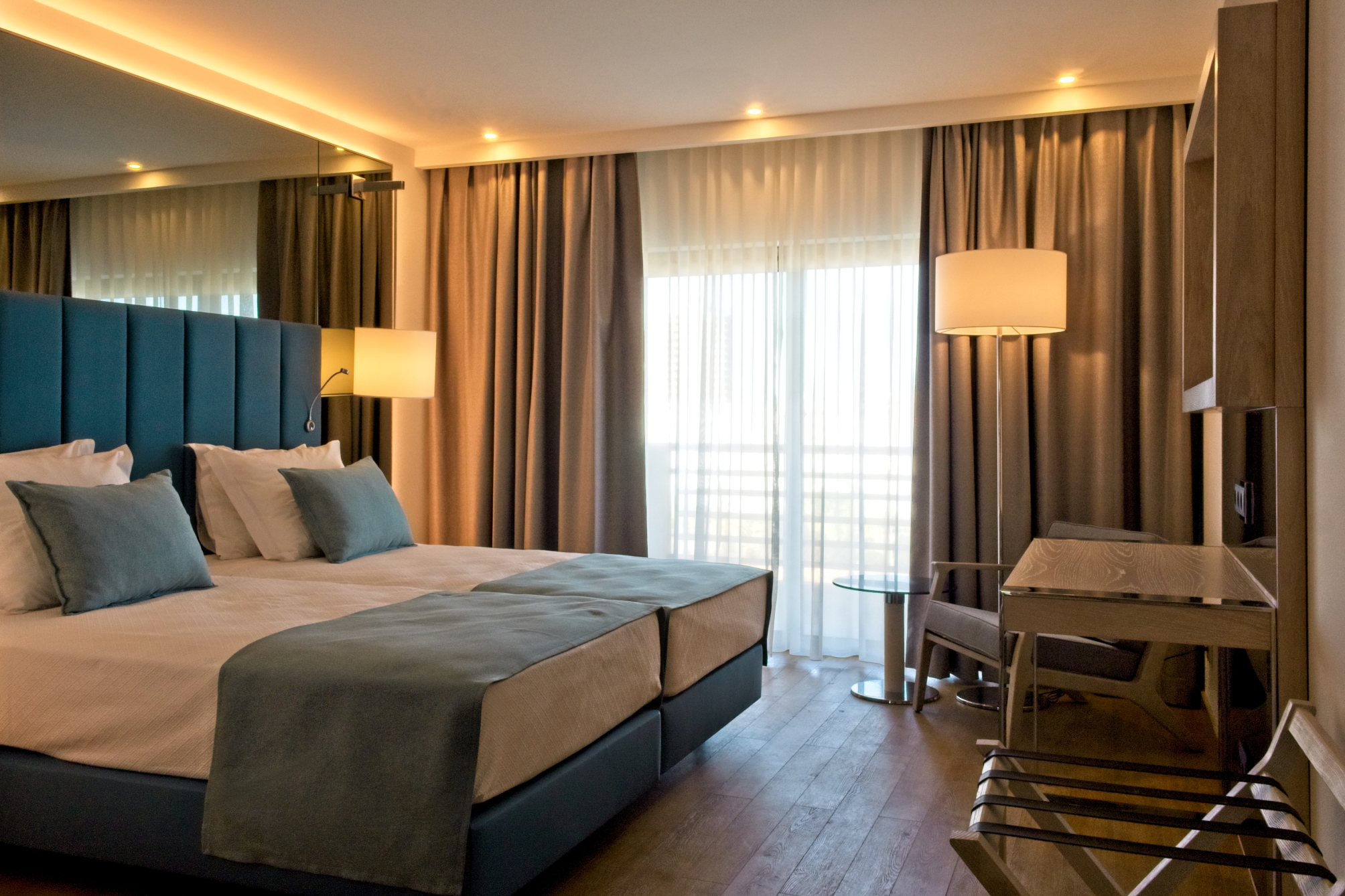 

Roma - Praia da Rocha - TURIM Presidente Hotel