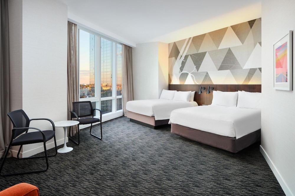 

Palermo - Flushing - Courtyard by Marriott Long Island City/New York Manhattan View
