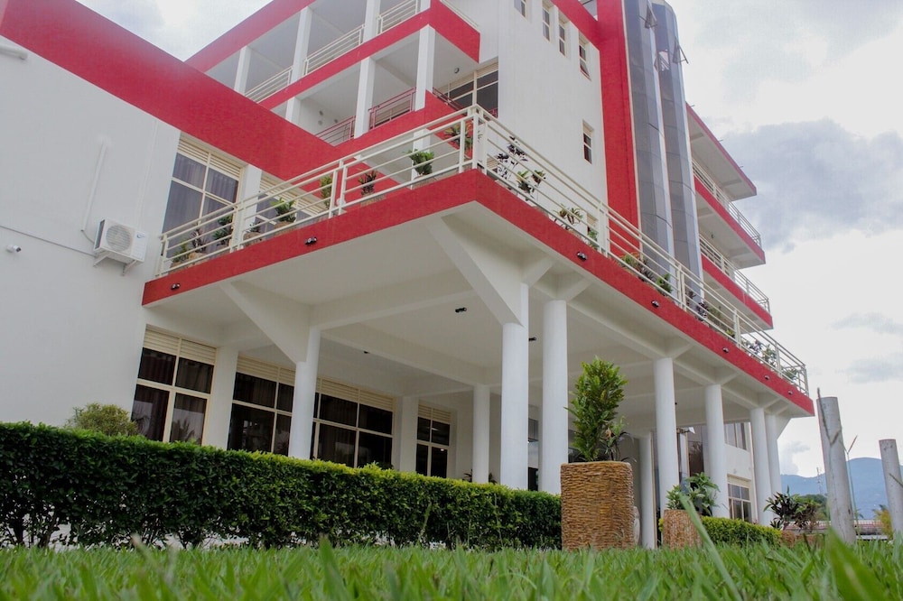 

Milano - Bujumbura - King's Conference Centre
